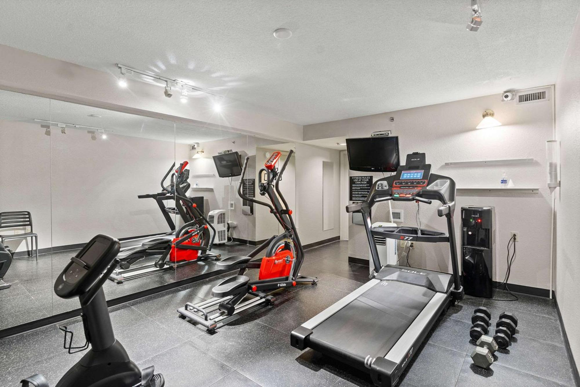 Country Inn & Suites By Radisson, Saskatoon, Sk מראה חיצוני תמונה